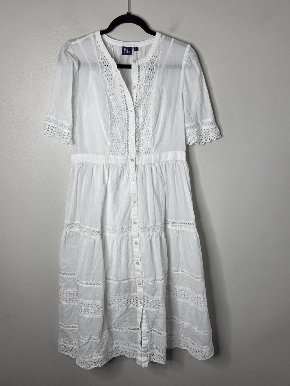 GAP White Eyelet/Lace Button-Front Midi Dress